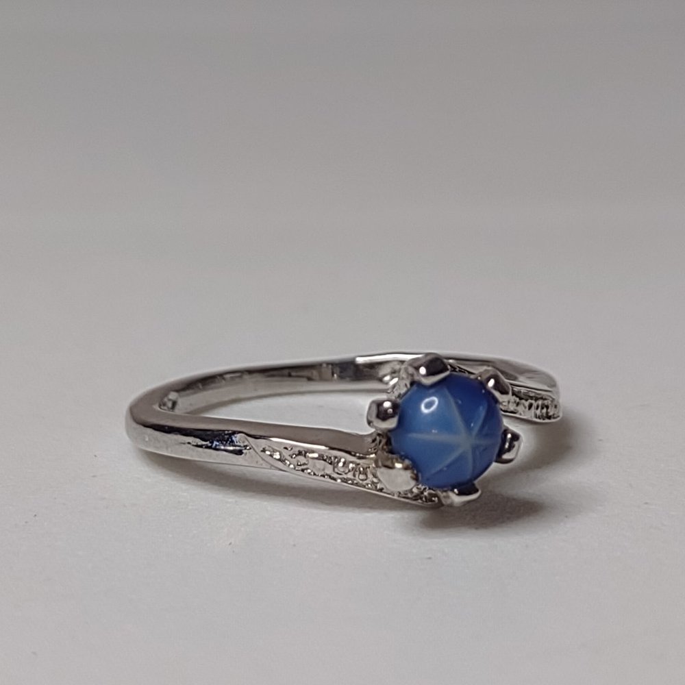 Vintage Silver Tone And Blue Ring Size 6.75